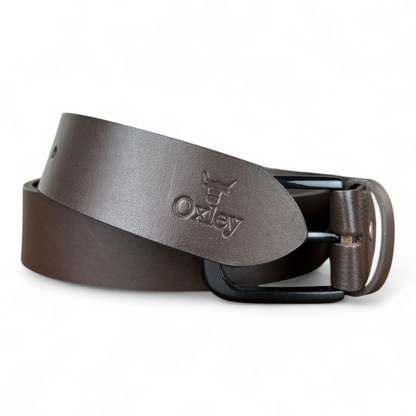 Artisanal Brown: Leather Belt